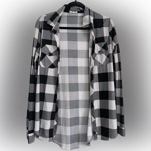 Soft and light fabric! Easy to style all year round.